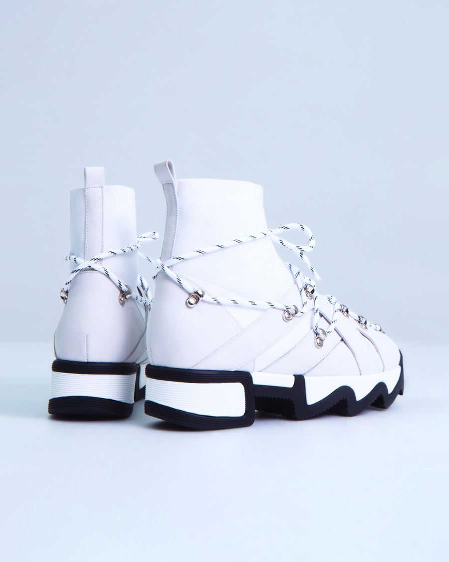 iRi White ROY Eyelet Lace up Sneaker